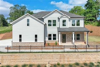 1226 Bloomsbury Ln, Gainesville, GA 30501