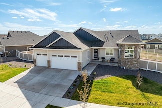 2200 Ledoux Dr, Cheyenne, WY 82007