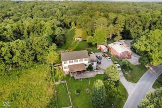 6863 Three Notch Rd, Nashville, IN 47448