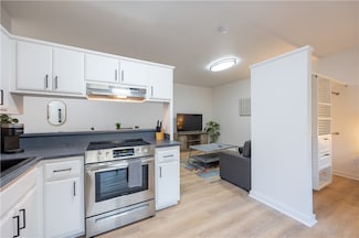 302 SW 6th St Unit 22, Bentonville, AR 72712