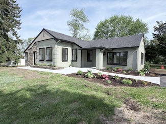 220 West Rd, Colchester, CT 06415