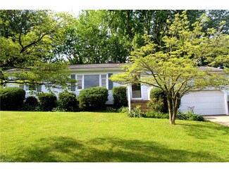1186 Dussel Rd, Kent, OH 44240
