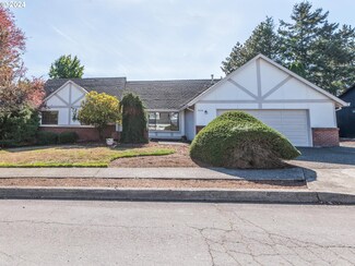 3224 SW 30th St, Gresham, OR 97080