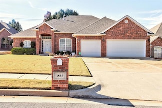 225 S Lexington Way, Edmond, OK 73012