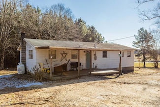 1125 Barnes Rd, Chase City, VA 23924