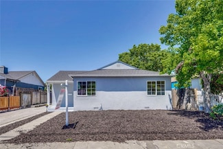1221 Westminster Ave, East Palo Alto, CA 94303
