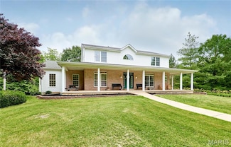 4 Hahn Estates Rd, Winfield, MO 63389