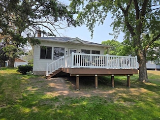 6567 N Shore Trail, Forest Lake, MN 55025