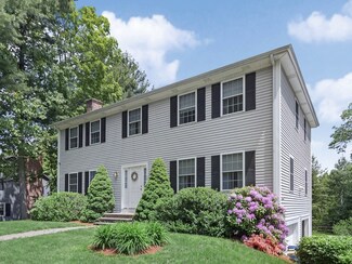 39 Lura Ln, Waltham, MA 02451