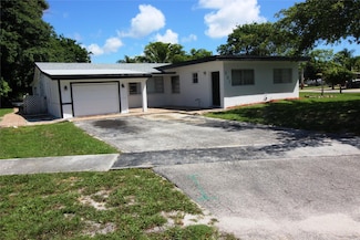 301 NW 38th St, Deerfield Beach, FL 33064