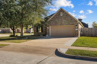 6102 Trout Ct, Pearland, TX 77581