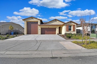 4040 Citation Dr, Olivehurst, CA 95961