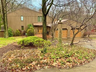 164 Edgewater Dr, Monaca, PA 15061