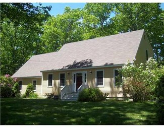 41 Meadow Ln, Ogunquit, ME 03907