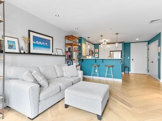 700 Harrison Ave Unit 413, Boston, MA 02118