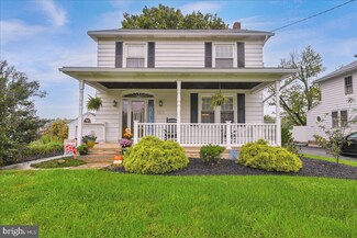 6079 Old Hanover Rd, Spring Grove, PA 17362