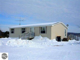 1082 Muckle Rd, Central Lake, MI 49622