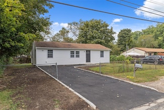 532 Taylor Ave, East Patchogue, NY 11772