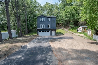 153 Riverlin St, Millbury, MA 01527