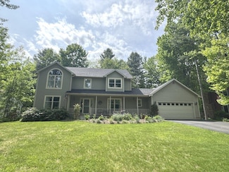 9 Hagan Dr, Essex Junction, VT 05452