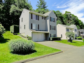 17 Ridge View Terrace, New Hartford, CT 06057