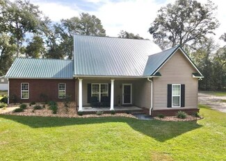 225 Eleanor Cir, Rebecca, GA 31783