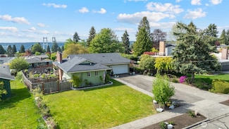 1122 N Skyline Dr, Tacoma, WA 98406