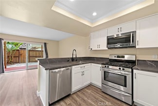 283 Knox St Unit 2, Costa Mesa, CA 92627