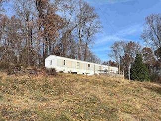 11077 E Rader Ln, Solsberry, IN 47459