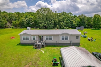 1514 Budd Creek Rd, Greers Ferry, AR 72067