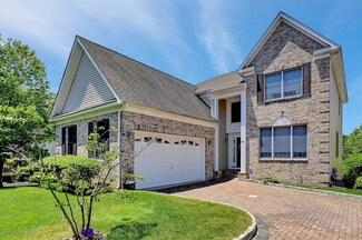 63 Teagan Ct, Atlantic Highlands, NJ 07716