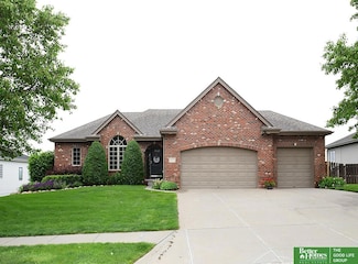 19832 Chicago St, Elkhorn, NE 68022