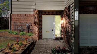 222 Groveland Ave, Minneapolis, MN 55403