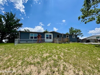 593 Summerville Rd, Colonial Heights, TN 37663
