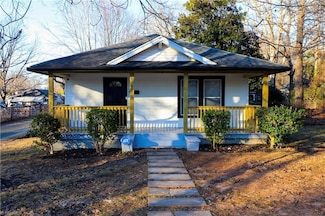 1618 Oak St, Greensboro, NC 27403