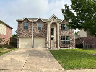 1319 Iron Horse St, Wylie, TX 75098