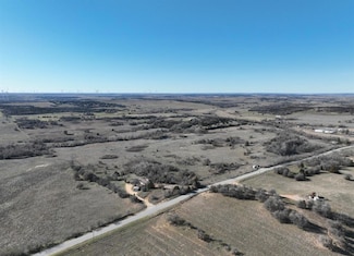 41034 County Street 2720, Cement, OK 73017