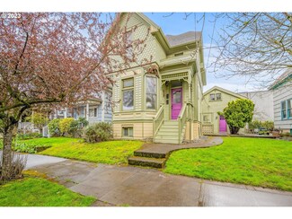 608 NE San Rafael St, Portland, OR 97212