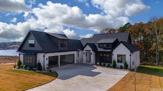 6143 Majestic Waters Dr, Benton, AR 72019