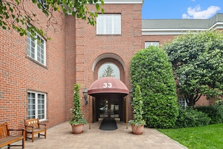 33 W Putnam Ave Unit 1D, Greenwich, CT 06830