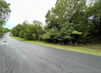 2550 Hillcrest Dr, Westport, OK 74020