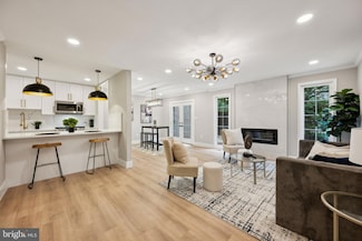 4607 4th Rd N, Arlington, VA 22203