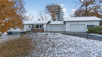 122 Hillside Cir, New Glarus, WI 53574