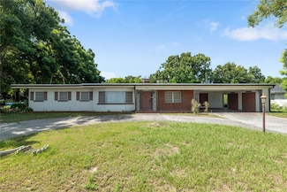 622 Avenue D SE, Winter Haven, FL 33880