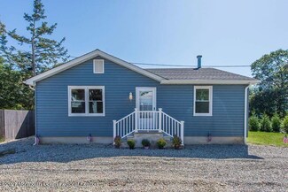 1 Dunham Ln, Point Pleasant Beach, NJ 08742