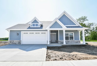 1753 Forest Ridge Dr, Valparaiso, IN 46385