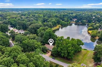 306 Lakeland Crescent, Yorktown, VA 23693