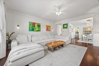 27 Locust Ave Unit 4N, New Rochelle, NY 10801