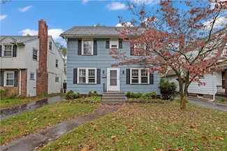 128 Pontiac Dr, Rochester, NY 14617