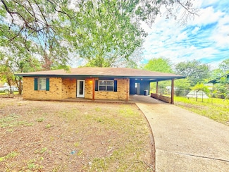 109 Amanda, Crockett, TX 75835
